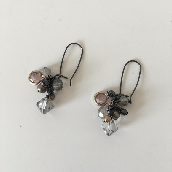 Beautiful Crystal Dangle Earrings - Picture 1 of 2
